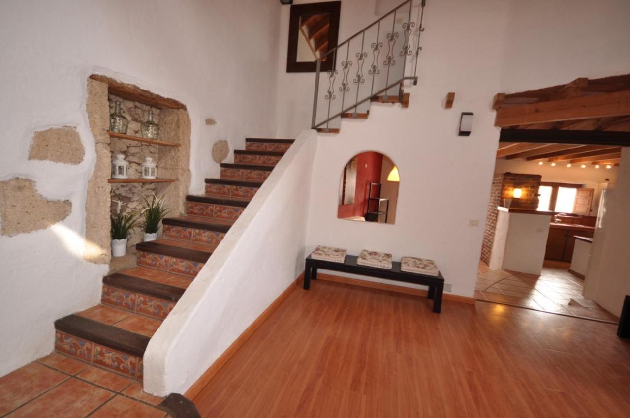 Vila Casaruralarona Valle de San Lorenzo Exteriér fotografie