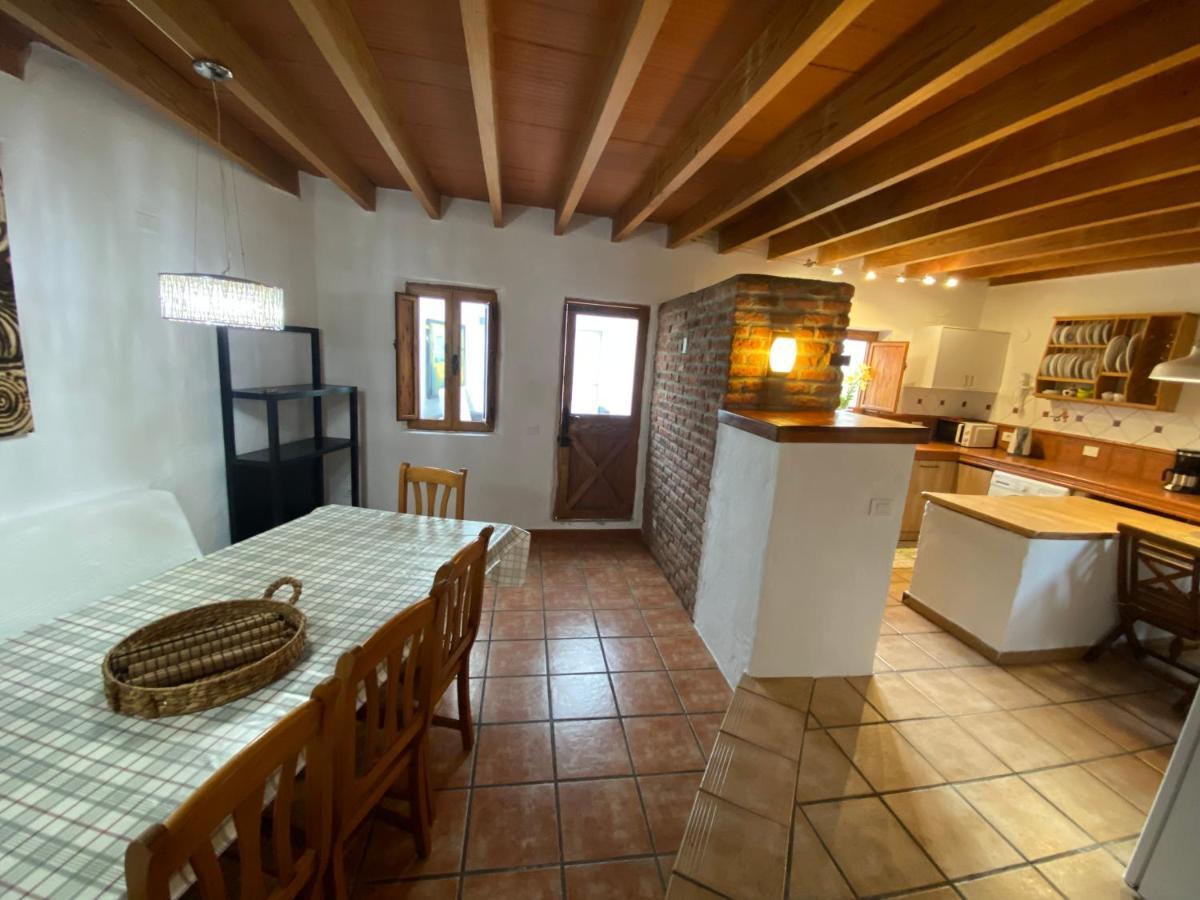 Vila Casaruralarona Valle de San Lorenzo Exteriér fotografie